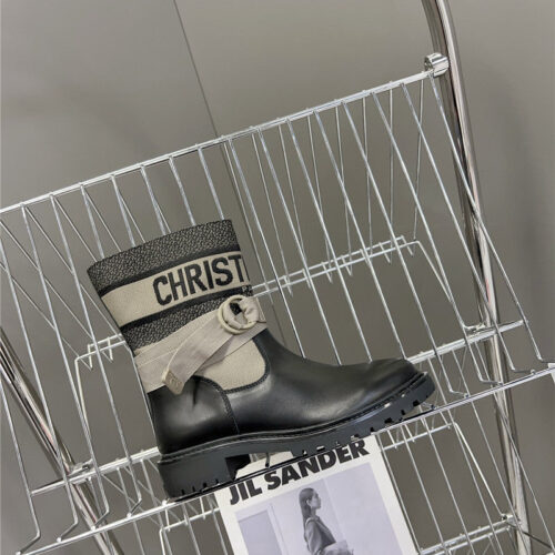 High Quality Luxury Dior Autumn Winter Classic Knight Boots product detail