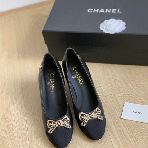 High Quality Luxury Chanel Double C Butterfly Diamond Buckle Shoes alternate view