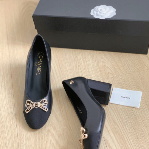High Quality Luxury Chanel Double C Butterfly Diamond Buckle Shoes product detail