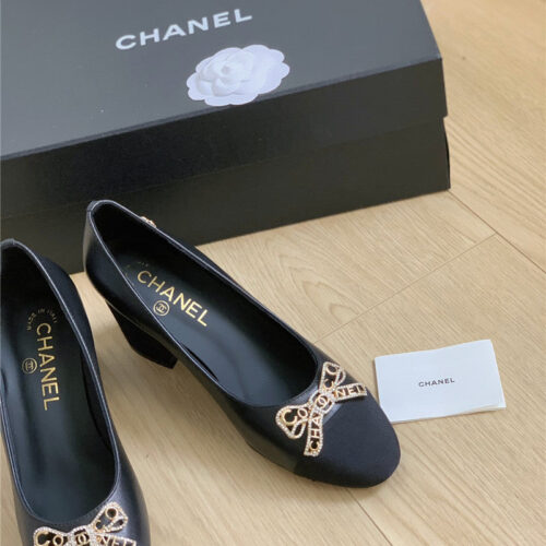 High Quality Luxury Chanel Double C Butterfly Diamond Buckle Shoes product detail