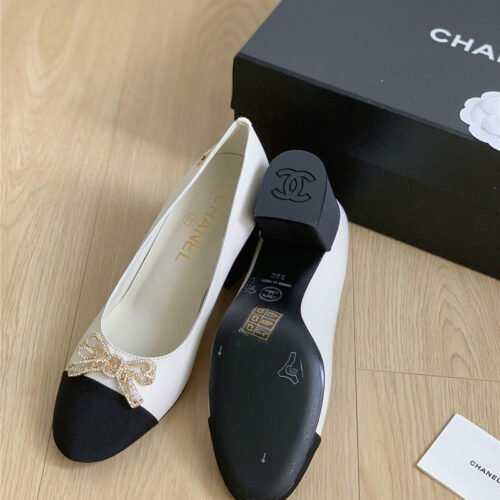 High Quality Luxury Chanel Double C Butterfly Diamond Buckle Shoes – Style 92646 product detail