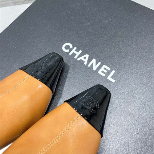 High Quality Luxury Chanel Classic Double C Small Square Toe Chunky Heel Boots product detail