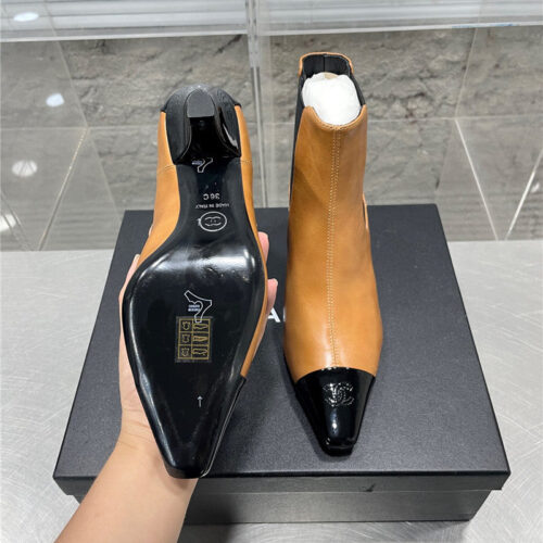 High Quality Luxury Chanel Classic Double C Small Square Toe Chunky Heel Boots product detail
