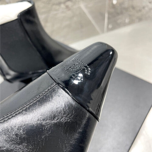 High Quality Luxury Chanel Classic Double C Small Square Toe Chunky Heel Boots – Style 34694 product detail