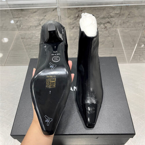 High Quality Luxury Chanel Classic Double C Small Square Toe Chunky Heel Boots – Style 34694 product detail