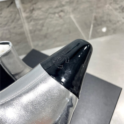 High Quality Luxury Chanel Classic Double C Small Square Toe Chunky Heel Boots – Style 32998 product detail