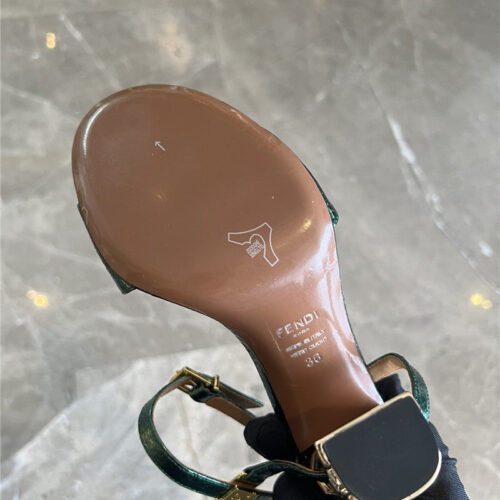 High Quality Luxury Fendi Delfina Round Toe Sandals product detail