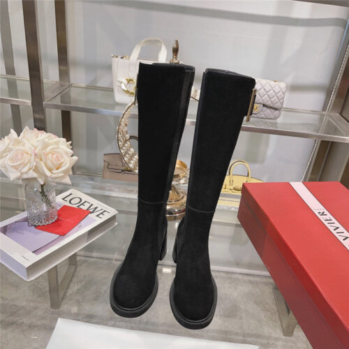High Quality Luxury Roger Vivier Classic Buckle Boots – Style 36660 product detail
