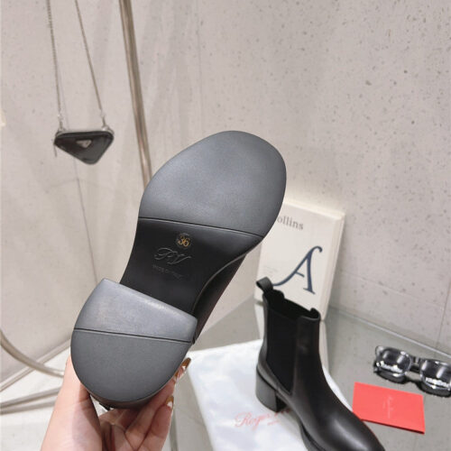 High Quality Luxury Roger Vivier Square Buckle Ankle Boots product detail