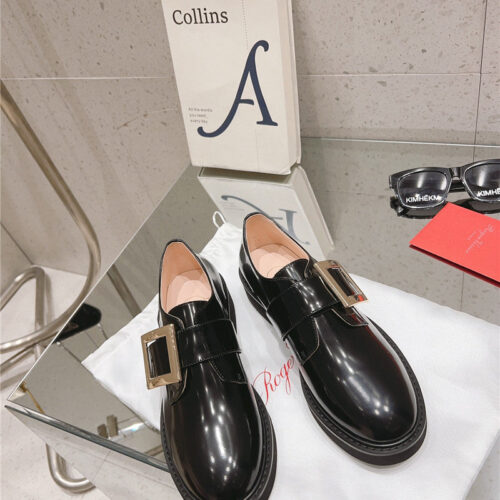 High Quality Luxury Roger Vivier Metal Buckle Derby Shoes