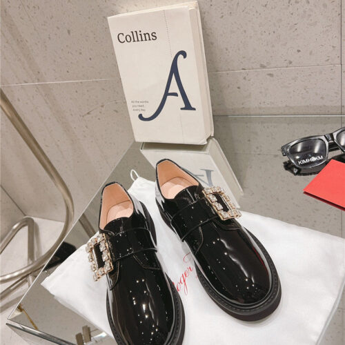 High Quality Luxury Roger Vivier Buckle Derby Shoes – Sizes 35–41 product image