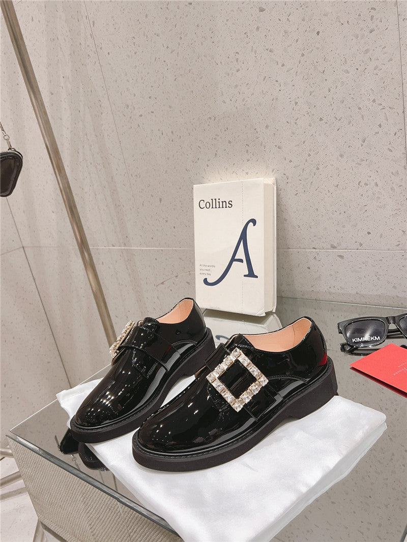 High Quality Luxury Roger Vivier Buckle Derby Shoes – Sizes 35–41 product detail