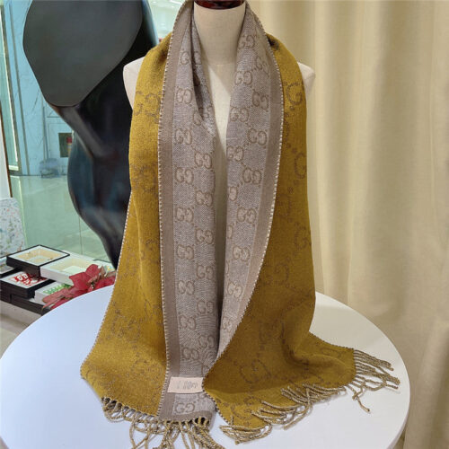 High Quality Luxury Gucci Double G Jacquard Wool Scarf alternate view