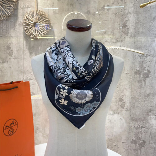High Quality Luxury Hermes "Flower Map" 90 Cm Scarf