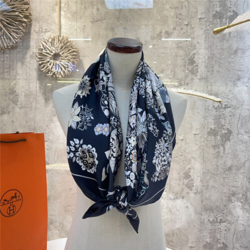High Quality Luxury Hermes “Flower Map” 90 Cm Scarf product detail
