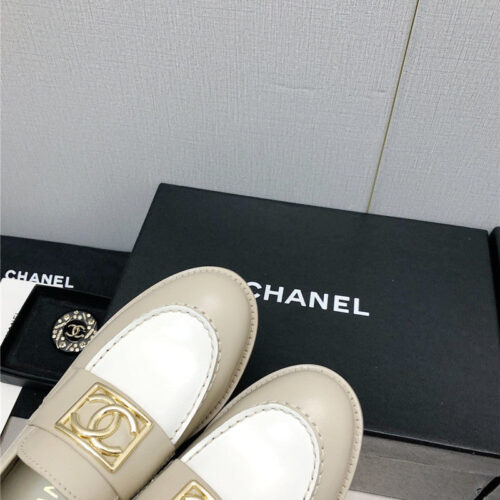 High Quality Luxury Chanel Chunky Heel Round Toe Shoes product detail