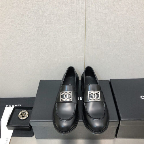 High Quality Luxury Chanel Chunky Heel Round Toe Shoes – Style 39430 product detail