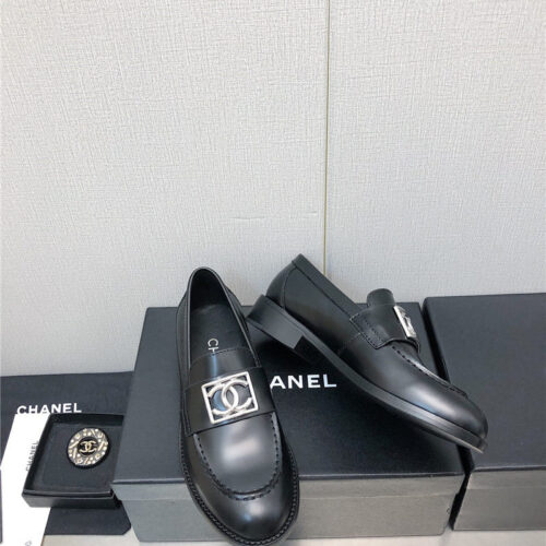 High Quality Luxury Chanel Chunky Heel Round Toe Shoes – Style 39430 product detail