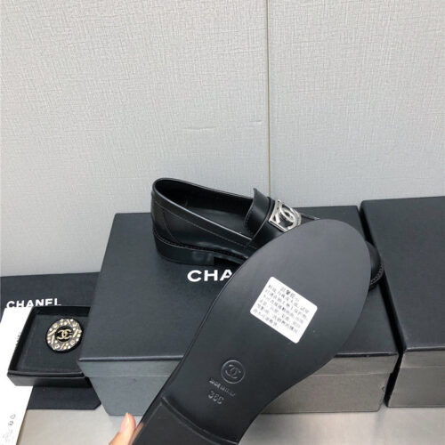High Quality Luxury Chanel Chunky Heel Round Toe Shoes – Style 39430 product detail