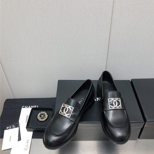 High Quality Luxury Chanel Chunky Heel Round Toe Shoes – Style 39430 alternate view