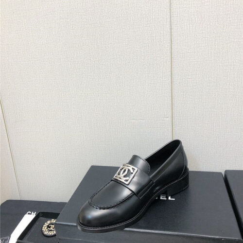 High Quality Luxury Chanel Chunky Heel Round Toe Shoes – Style 39430 product detail
