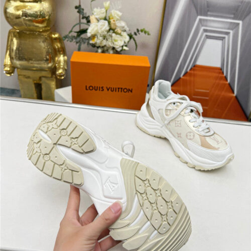 High Quality Luxury Louis Vuitton New Casual Sneakers – Style 39203 product detail
