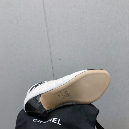 High Quality Luxury Chanel C Standard Round Toe Chunky Heel Ankle Boots product detail