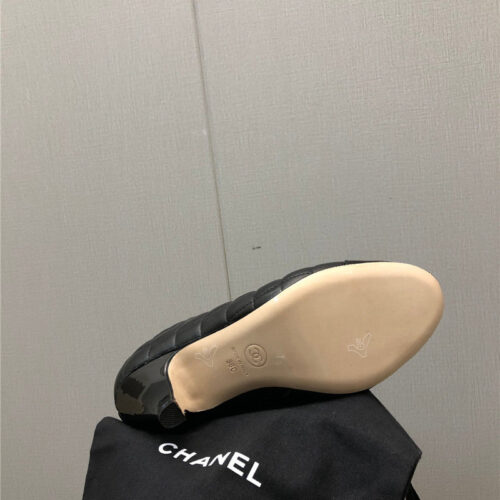 High Quality Luxury Chanel C Standard Round Toe Chunky Heel Ankle Boots – Style 12550 product detail