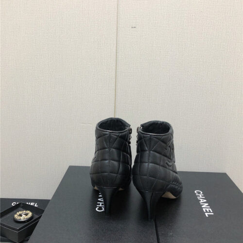 High Quality Luxury Chanel C Standard Round Toe Chunky Heel Ankle Boots – Style 12550 product detail