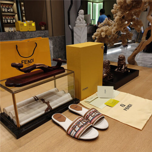 High Quality Luxury Fendi Haute Couture Flat Sandals alternate view