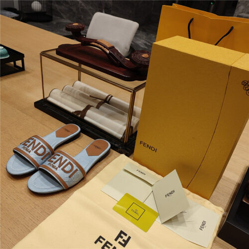 High Quality Luxury Fendi Haute Couture Flat Sandals – Style 35379 alternate view
