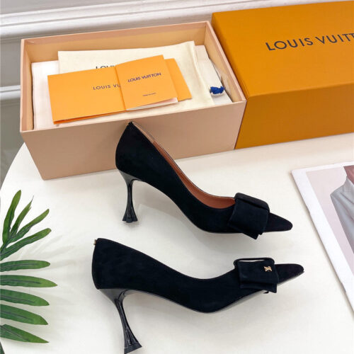 High Quality Luxury Louis Vuitton Bowknot Pointed Shoes – Style 30691 product detail