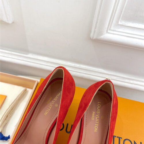High Quality Luxury Louis Vuitton Bowknot Pointed Shoes product detail