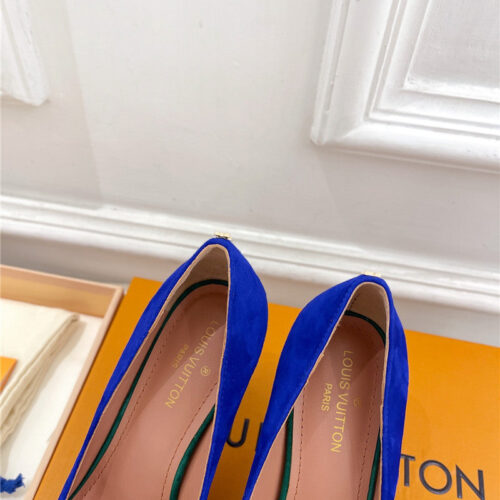 High Quality Luxury Louis Vuitton Bowknot Pointed Shoes – Style 18819 product detail