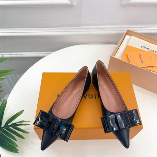 High Quality Luxury Louis Vuitton Bowknot Pointed Shoes – Style 29539 alternate view