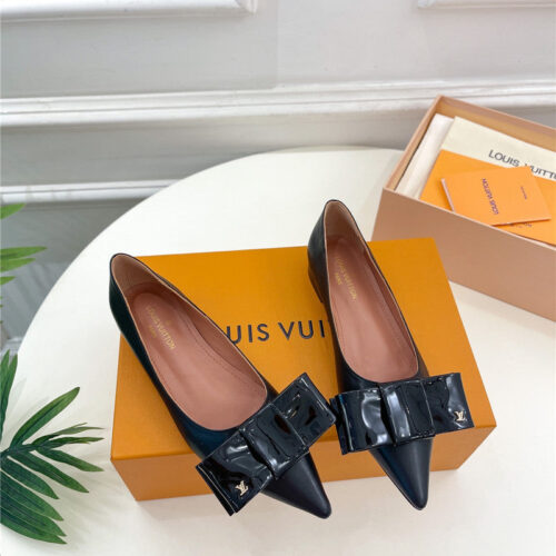 High Quality Luxury Louis Vuitton Bowknot Pointed Shoes – Style 29539 product detail