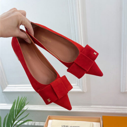 High Quality Luxury Louis Vuitton Bowknot Pointed Shoes – Style 38563 product detail