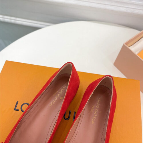 High Quality Luxury Louis Vuitton Bowknot Pointed Shoes – Style 38563 product detail