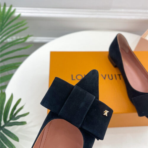 High Quality Luxury Louis Vuitton Bowknot Pointed Shoes – Style 59459 product detail