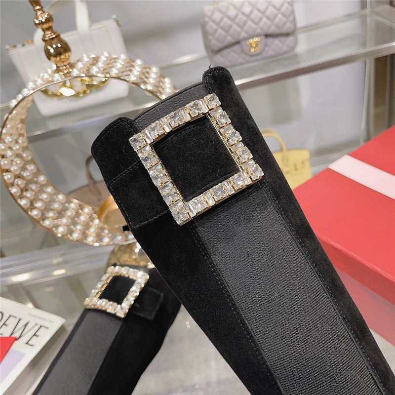 High Quality Luxury Roger Vivier Classic Buckle Boots – Style 67732 product detail