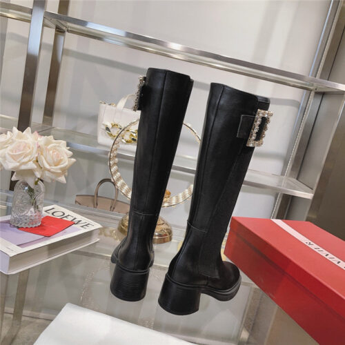 High Quality Luxury Roger Vivier Classic Buckle Boots product detail