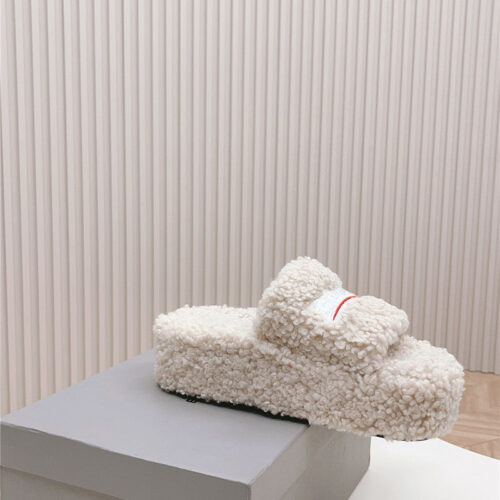 High Quality Luxury Balenciaga Platform Fur Sliders – Style 13923 product detail