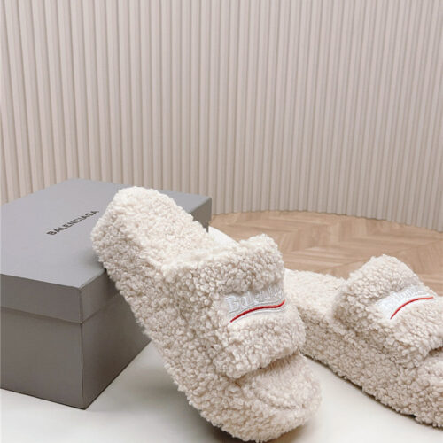 High Quality Luxury Balenciaga Platform Fur Sliders – Style 13923 product detail