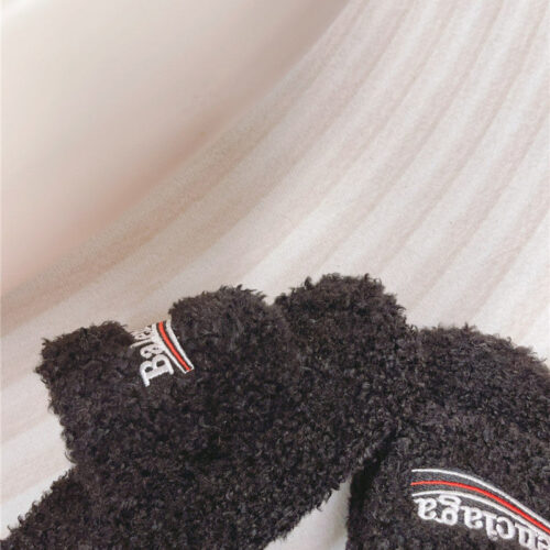 High Quality Luxury Balenciaga Platform Fur Sliders – Style 41603 product detail