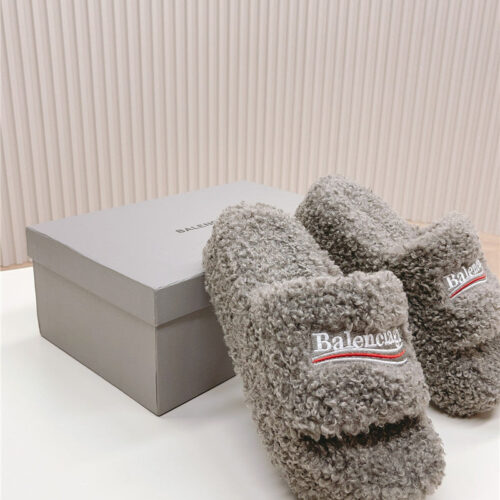 High Quality Luxury Balenciaga Platform Fur Sliders – Style 72675 product detail