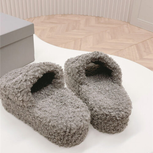 High Quality Luxury Balenciaga Platform Fur Sliders – Style 72675 product detail