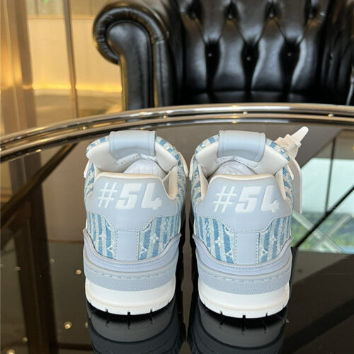 High Quality Luxury Louis Vuitton Time Out Sneakers – Style 55459 product detail