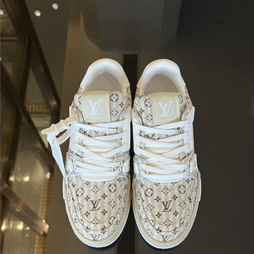 High Quality Luxury Louis Vuitton Time Out Sneakers product detail