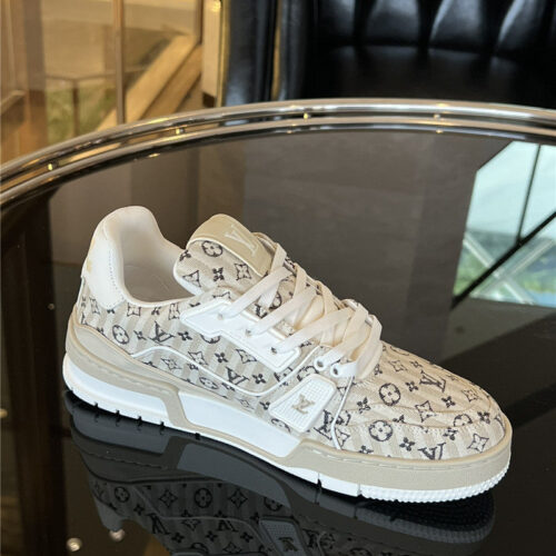 High Quality Luxury Louis Vuitton Time Out Sneakers product detail