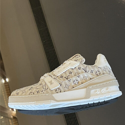 High Quality Luxury Louis Vuitton Time Out Sneakers product detail